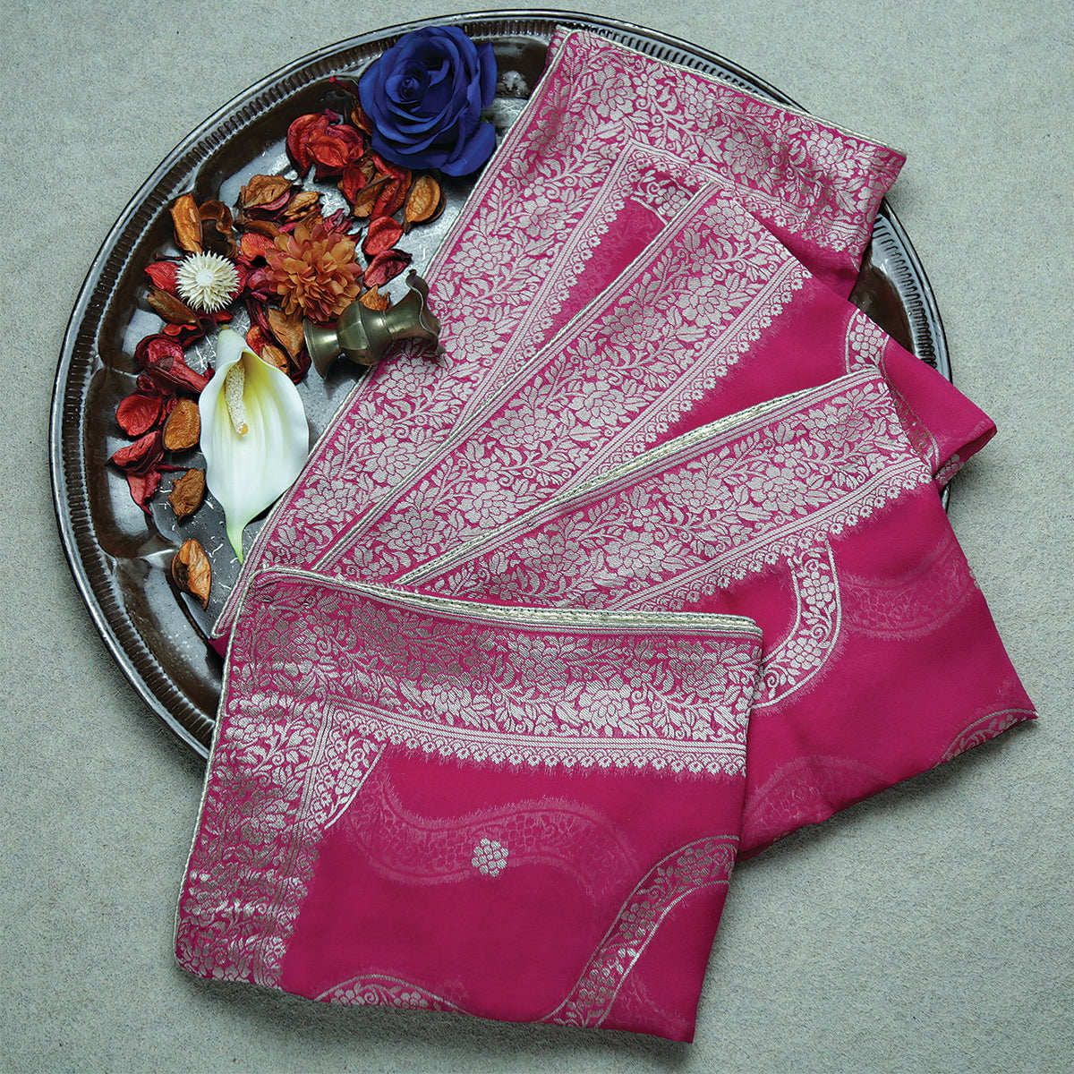 Pure Zari Tissue Grip Zari Jacquard-FGDS0001875 - Tasneem Fabrics