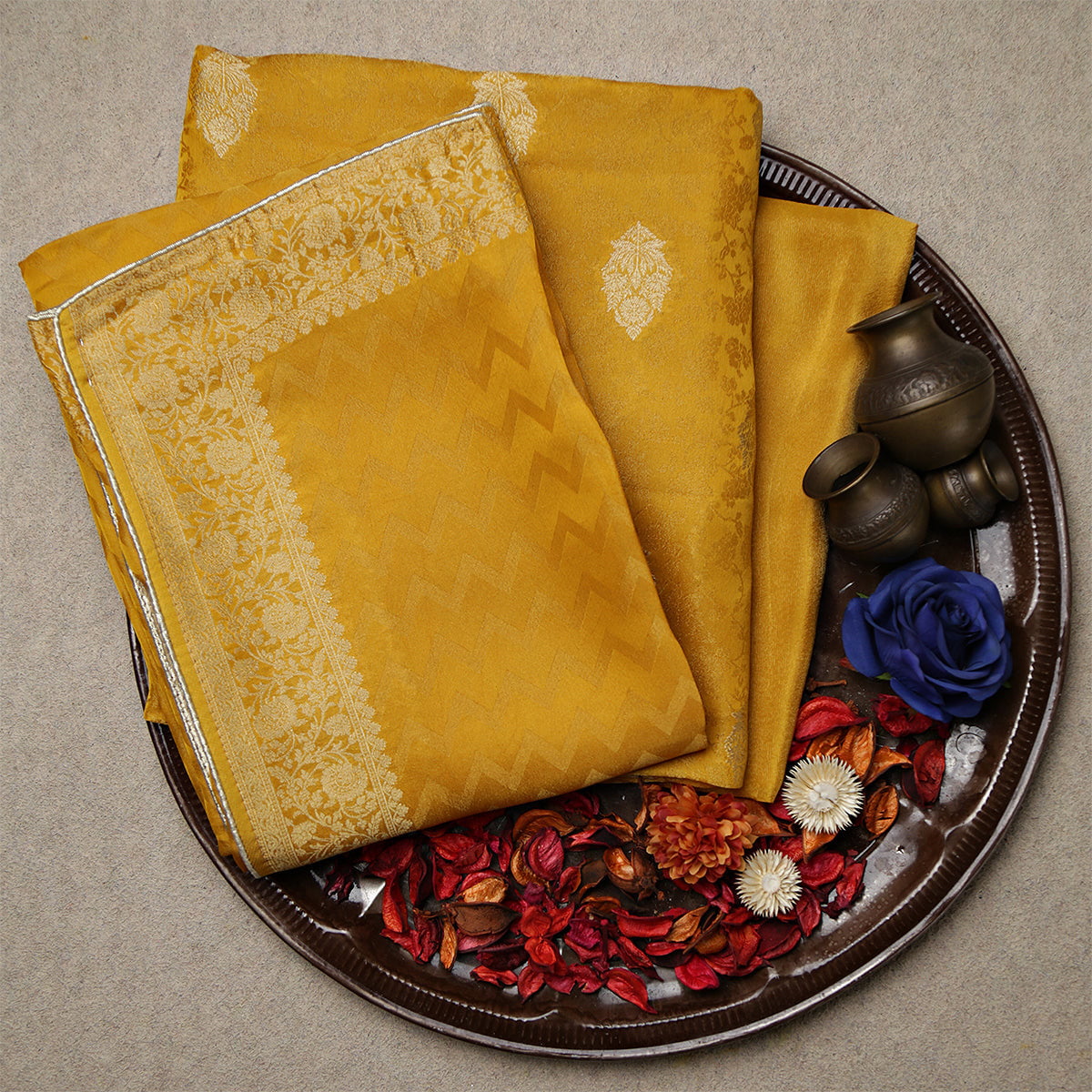 Pure Zari Tissue Grip Zari Jacquard-FGDS0001833 - Tasneem Fabrics