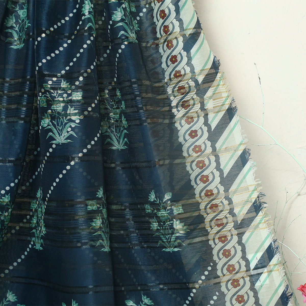 Monark -MDPR0001562 - Tasneem Fabrics